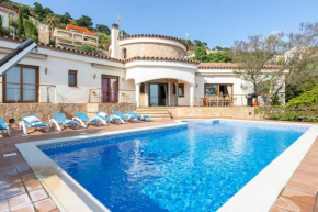 V024 - Villa Colina